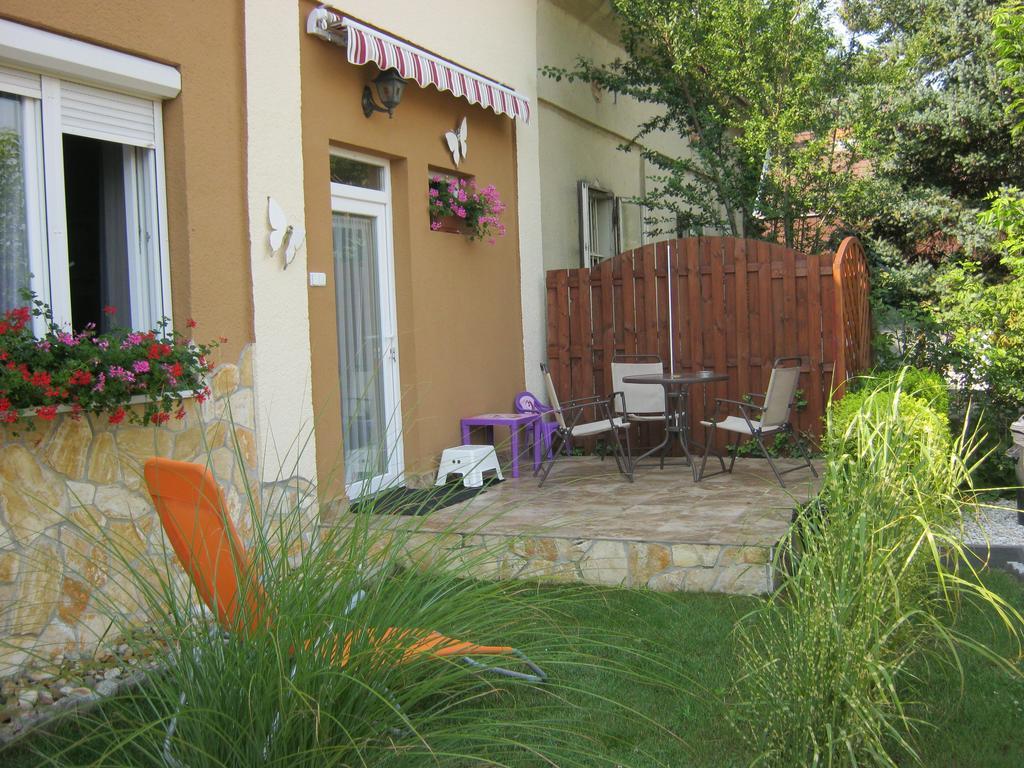 Kitti Apartman Balatonboglár Δωμάτιο φωτογραφία